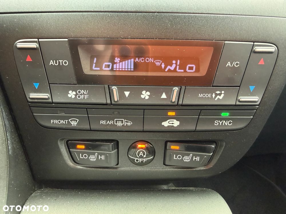 Honda Civic 1.4 i-VTEC Elegance - 31