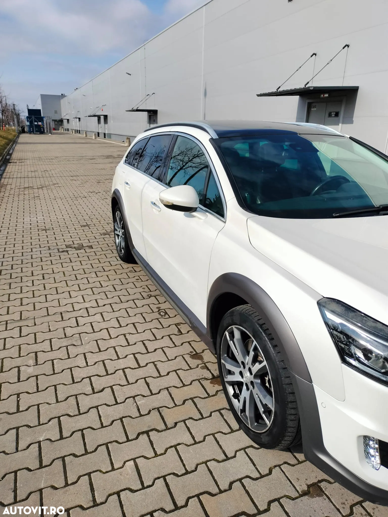 Peugeot 508 RXH Hybrid4 - 22