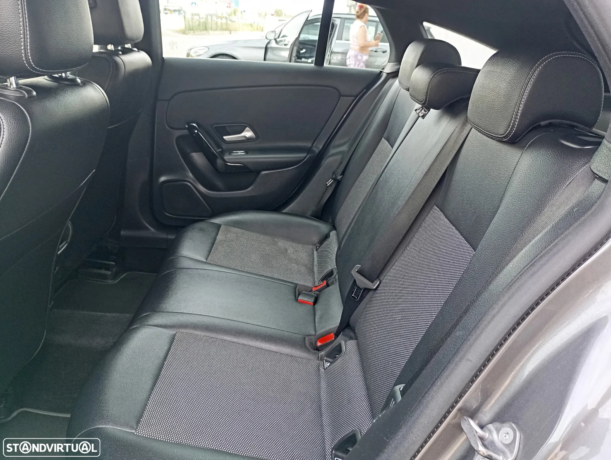 Mercedes-Benz CLA 180 d Shooting Brake Business Solutions Aut. - 14
