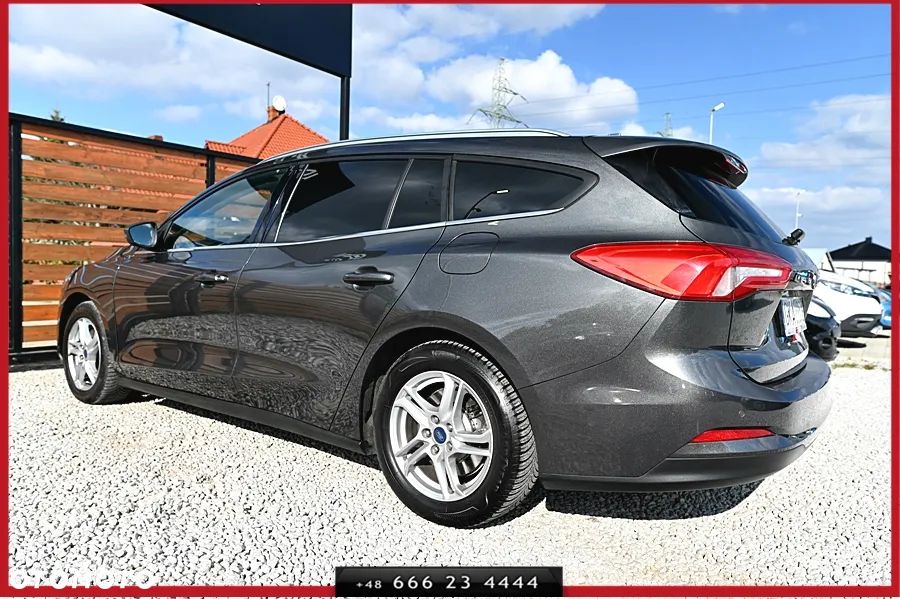 Ford Focus 1.5 EcoBlue STart-Stopp-System TITANIUM - 9