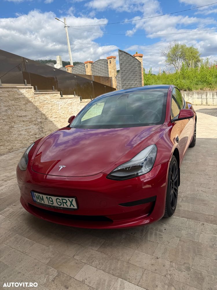 Tesla Model 3 - 25
