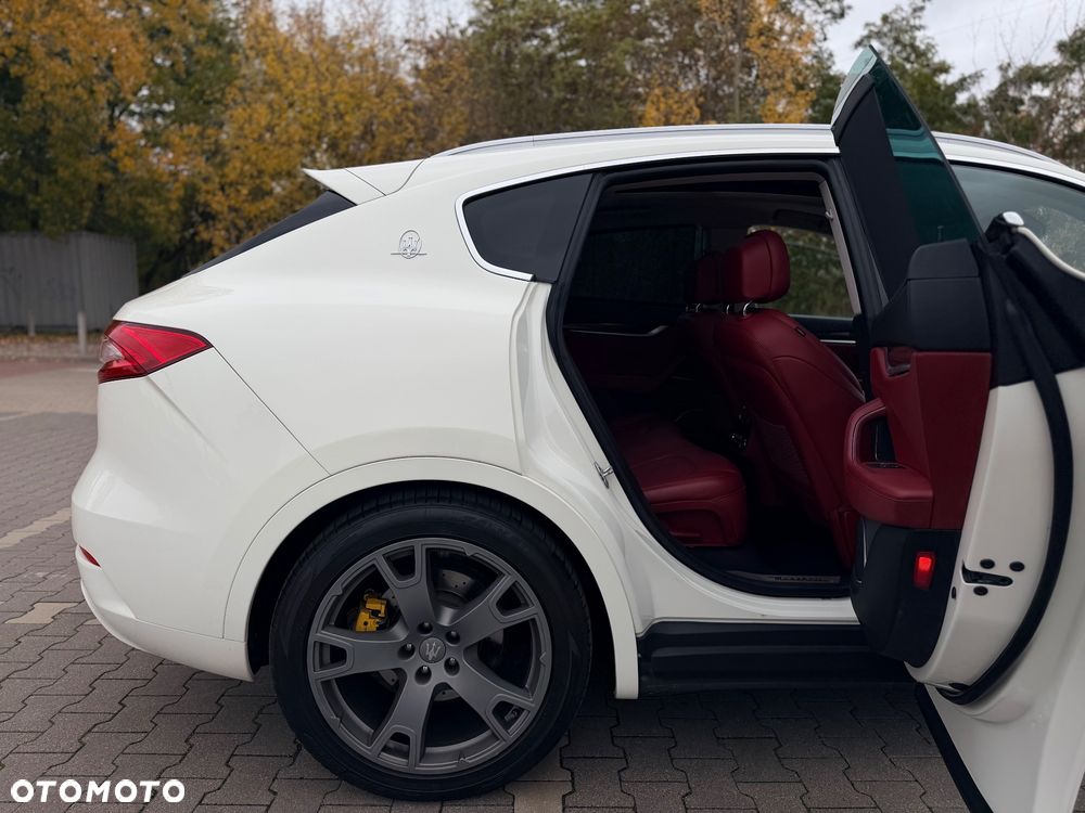 Maserati Levante - 28