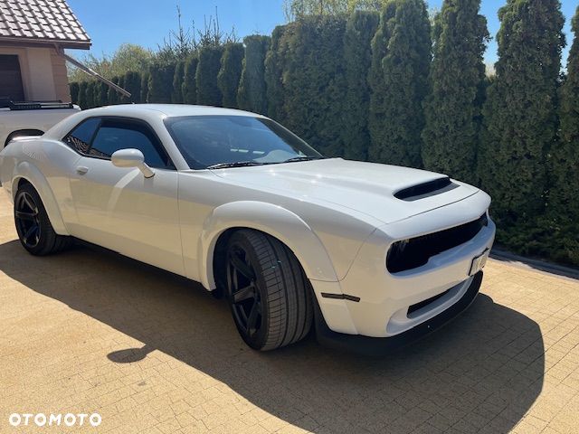 Dodge Challenger 5.7 R/T - 21