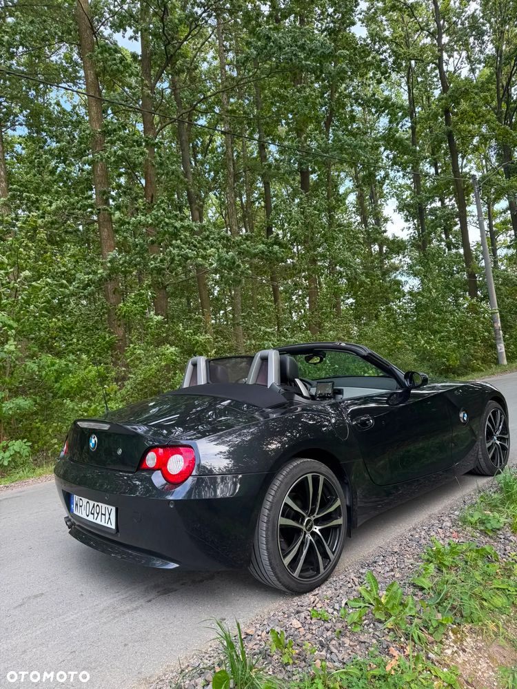 BMW Z4 2.2i - 6