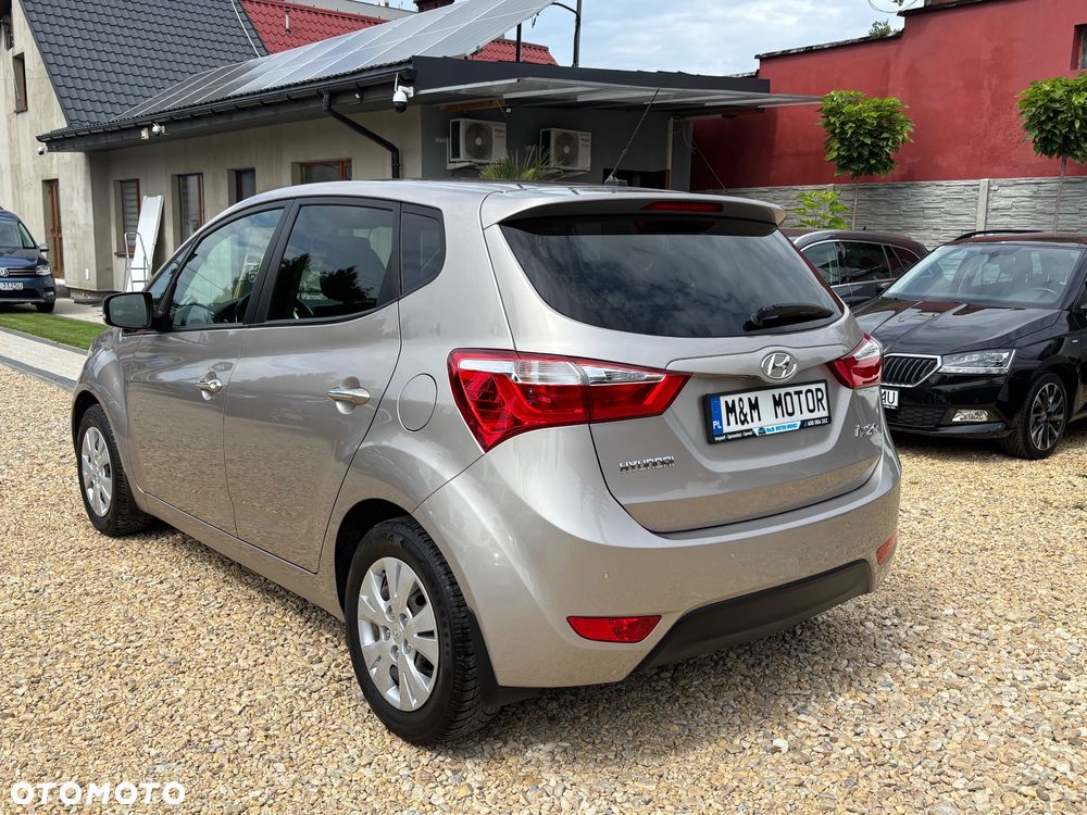 Hyundai ix20 1.6 blue YES Gold - 6