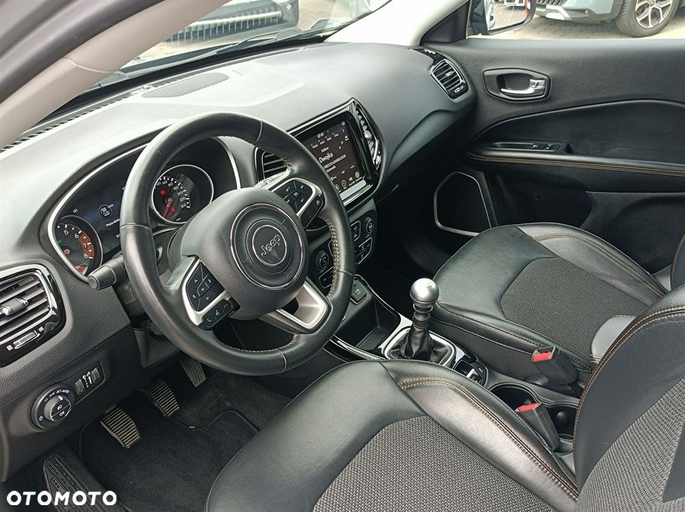 Jeep Compass - 5