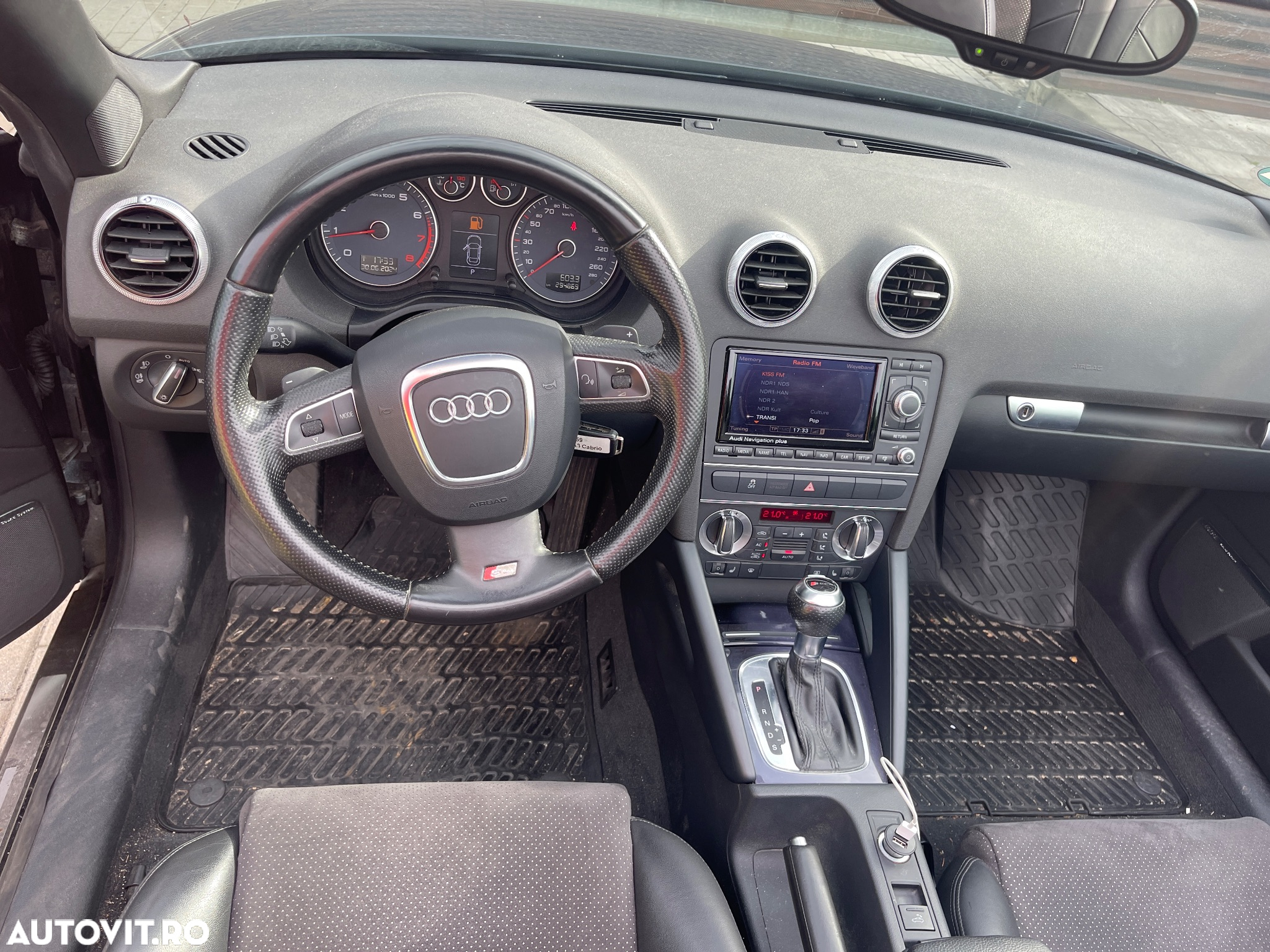 Audi A3 1.8 TFSI S tronic S Line Sportpaket Plus - 4