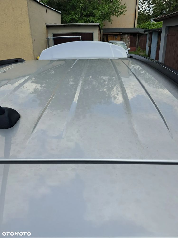 Suzuki Grand Vitara 2.0 - 37