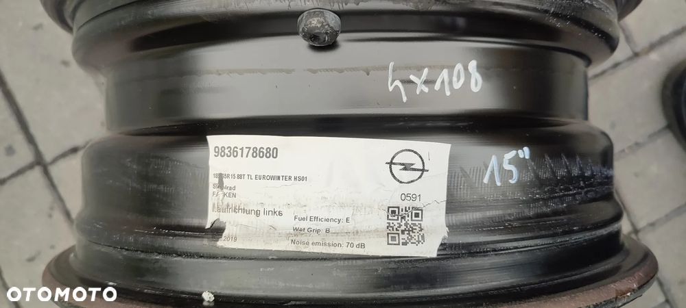 FELGI STALOWE 4x108 6Jx15 CALI ET32 OPEL CORSA F CITROEN PEUGEOT 9825102480 4 SZTUKI KOMPLET - 9