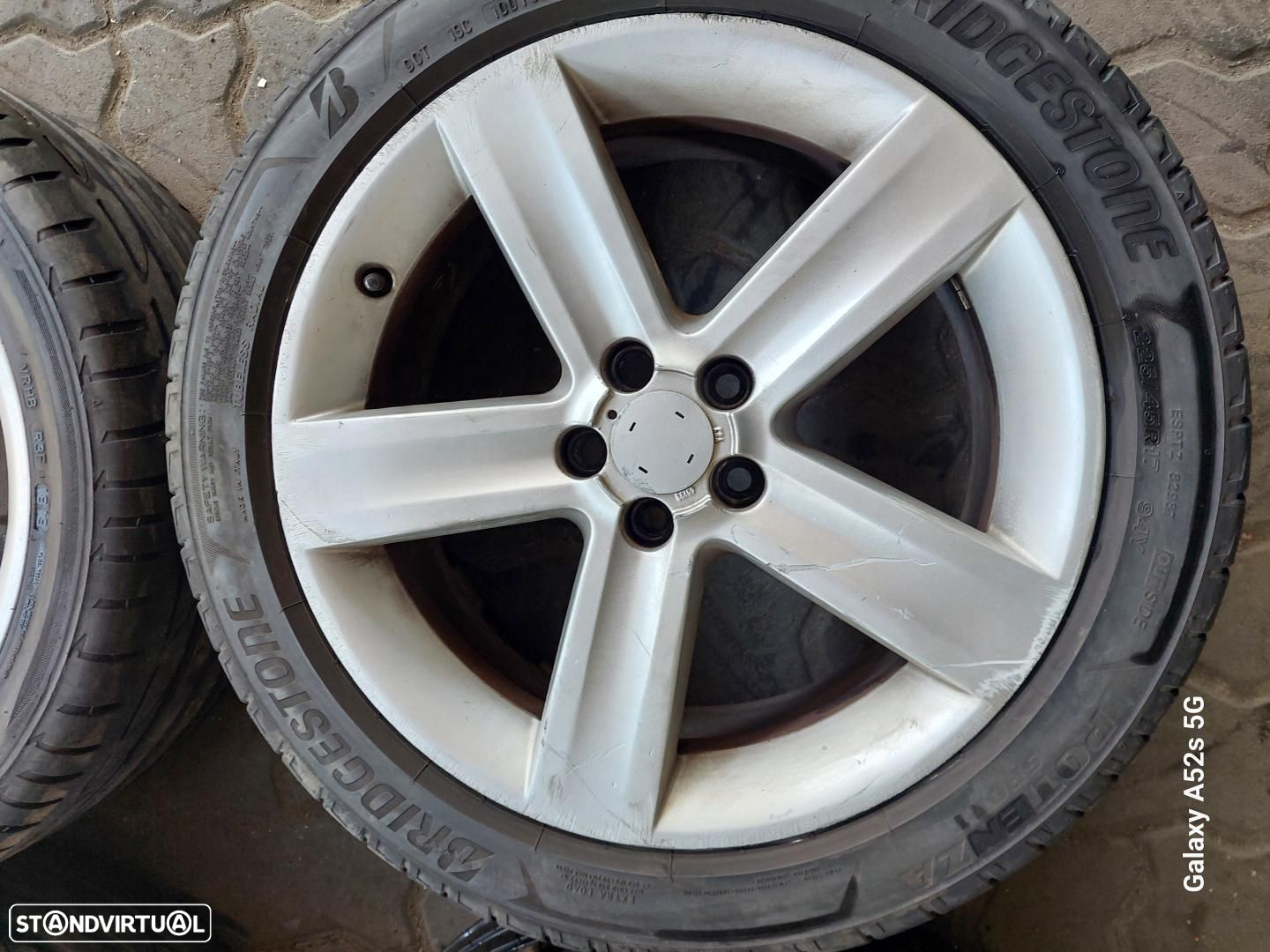 Jantes Audi R17 com pneus 225/45 furação 5x100 - 2