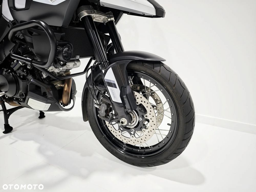Suzuki V-STROM - 7