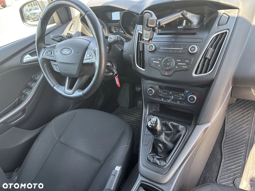 Ford Focus 1.0 EcoBoost Trend ASS - 14