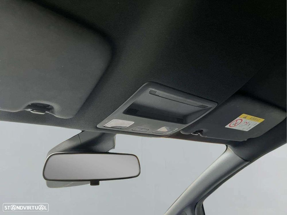 Ford Fiesta 1.0 EcoBoost ST-Line - 36