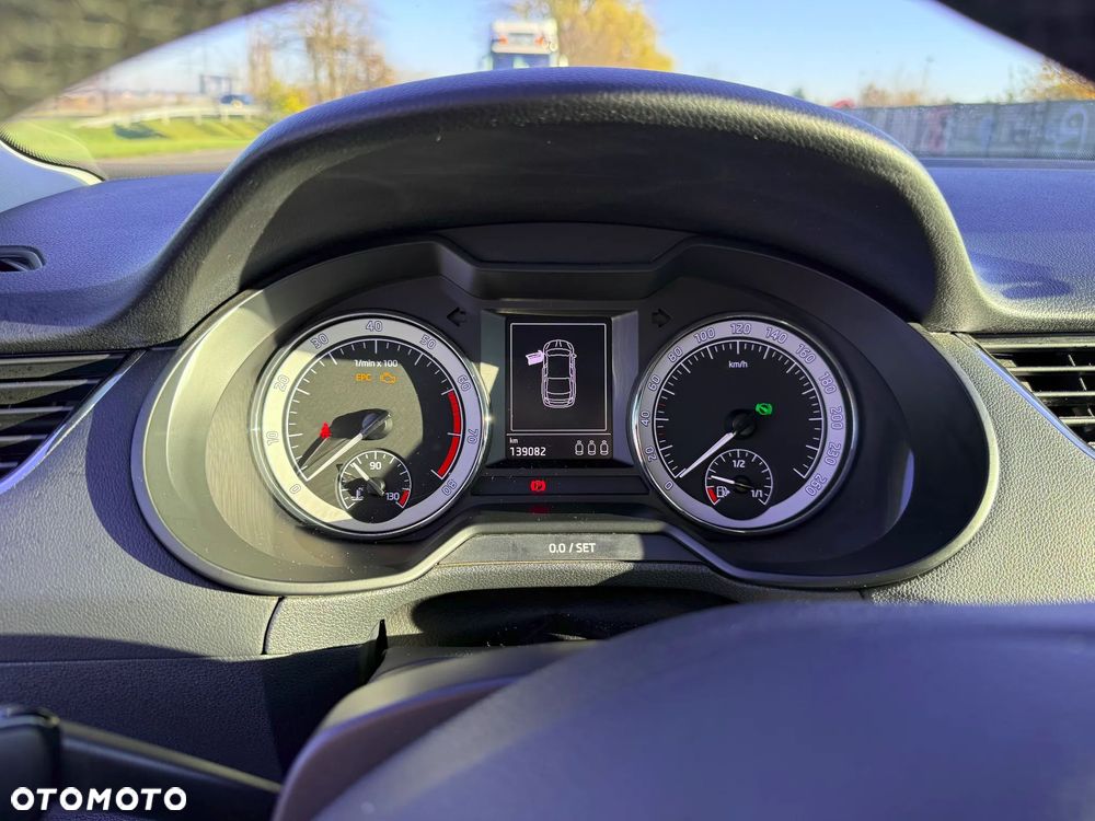 Skoda Octavia 1.5 TSI ACT Style DSG - 3