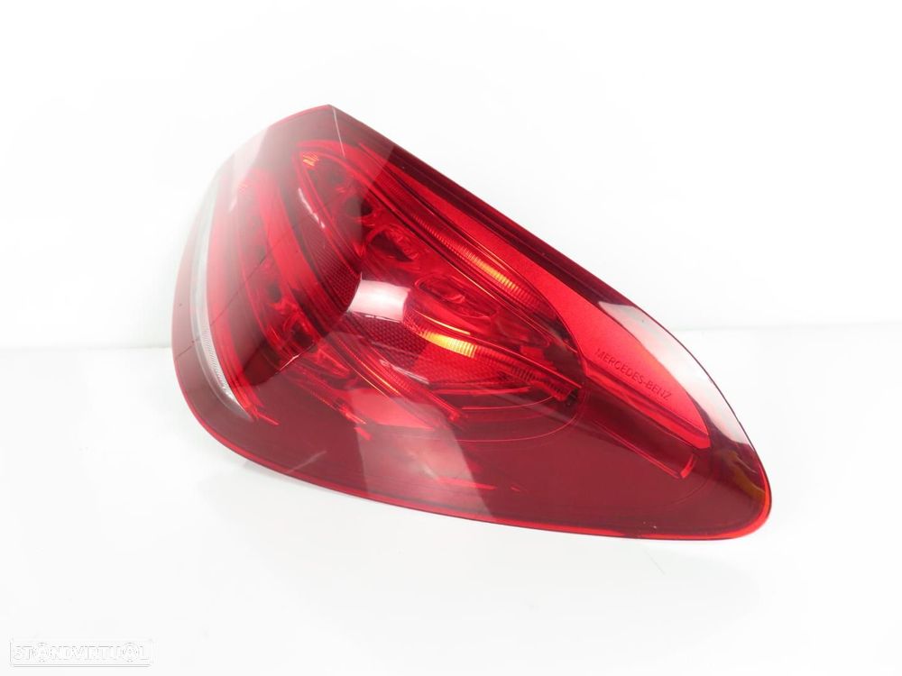 Farolim LED Direito/Trás Usado / Original MERCEDES-BENZ C-CLASS (W205) A20590604... - 2
