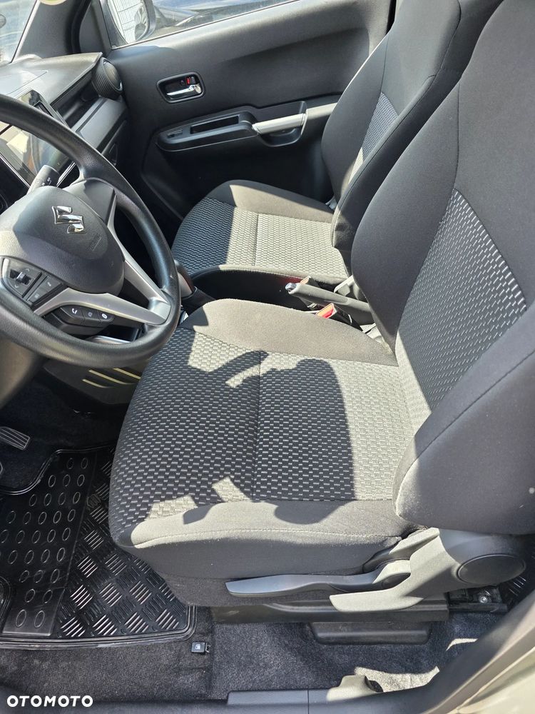 Suzuki Ignis 1.2 SHVS Premium CVT - 11