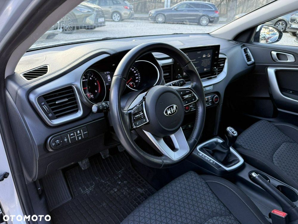 Kia Ceed - 20