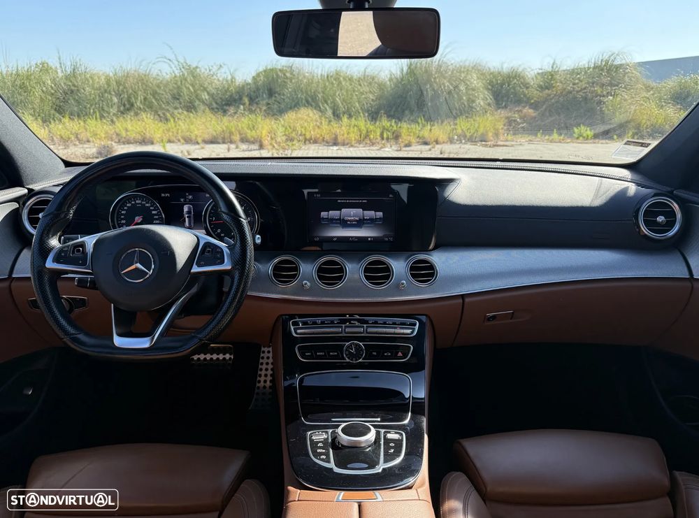 Mercedes-Benz E 220 d AMG - 4