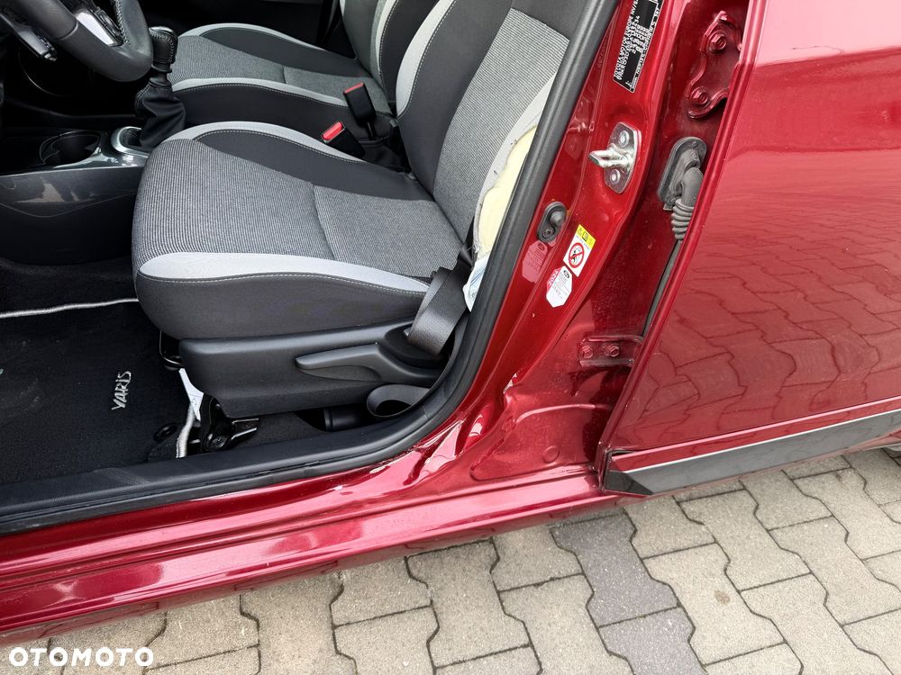 Toyota Yaris 1.5 Premium - 15