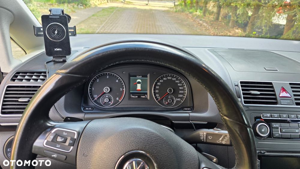 Volkswagen Touran 1.6 TDI DPF Highline DSG - 10