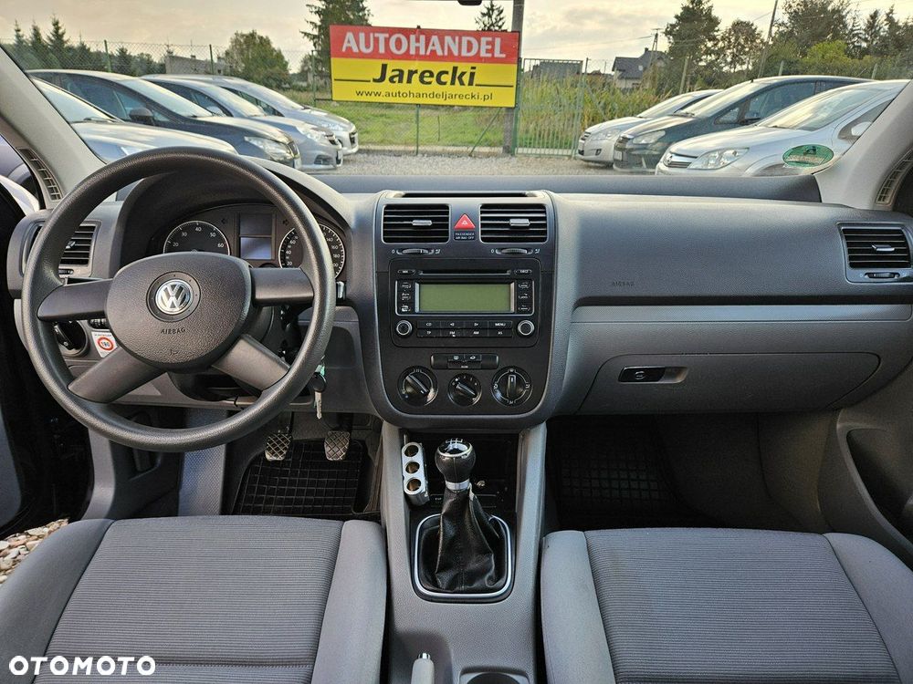Volkswagen Golf - 12