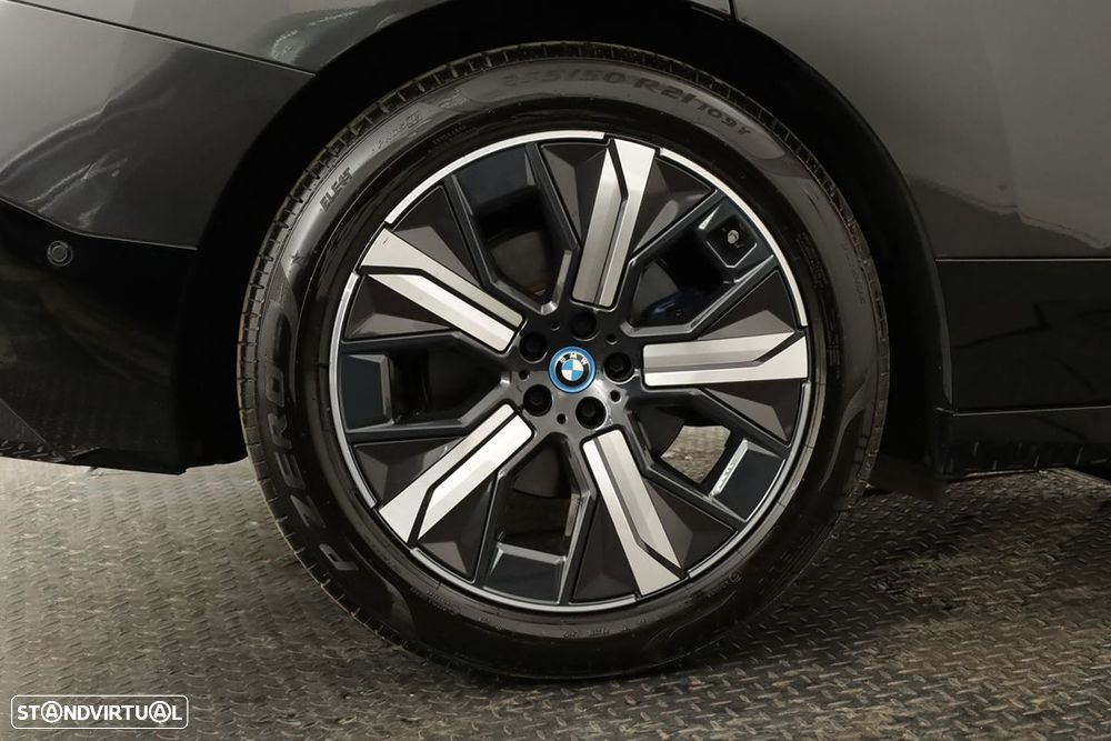 BMW iX xDrive 50 - 5