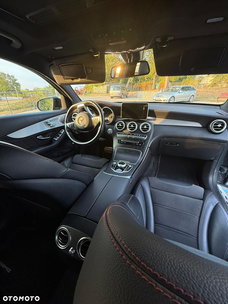 Mercedes-Benz GLC AMG 43 4Matic 9G-TRONIC - 18