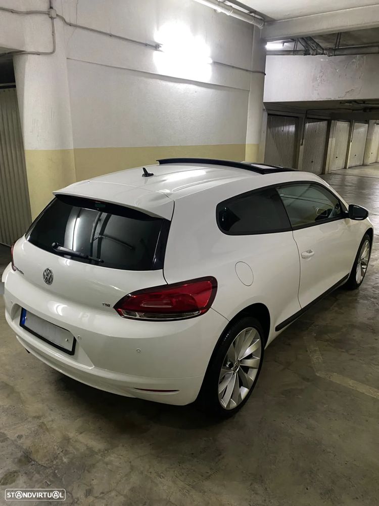 VW Scirocco 1.4 TSI DSG - 9