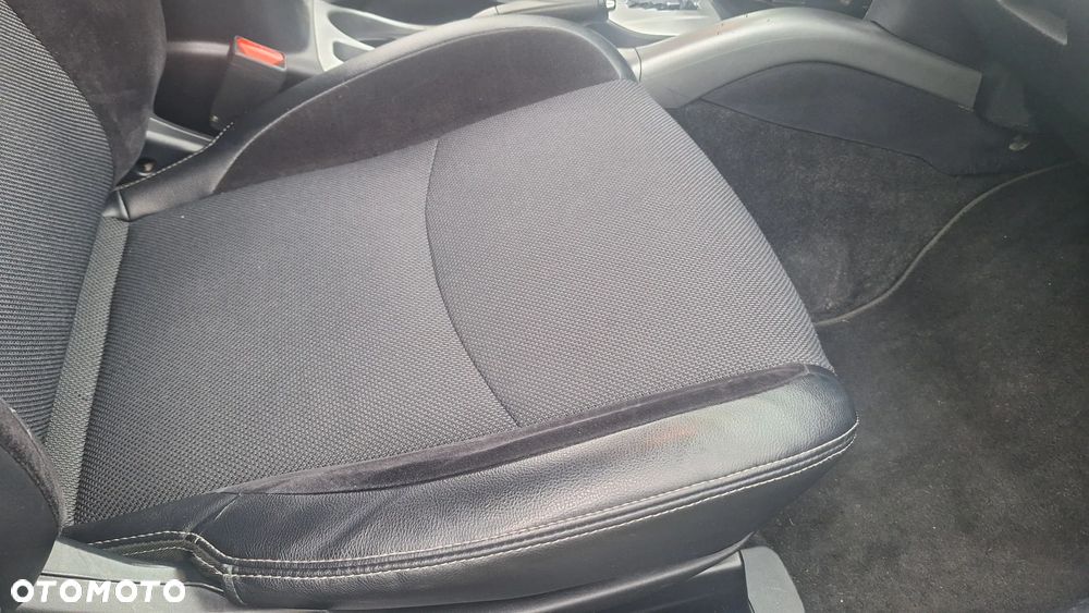 Mitsubishi Outlander 2.0 Intense + 2WD CVT - 10