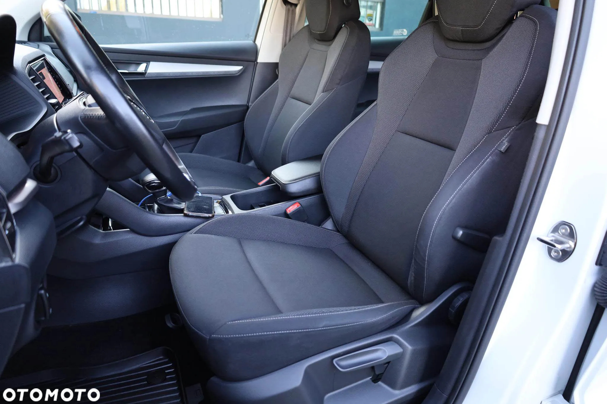 Skoda Karoq 2.0 TDI SCR 4x2 Ambition DSG - 33