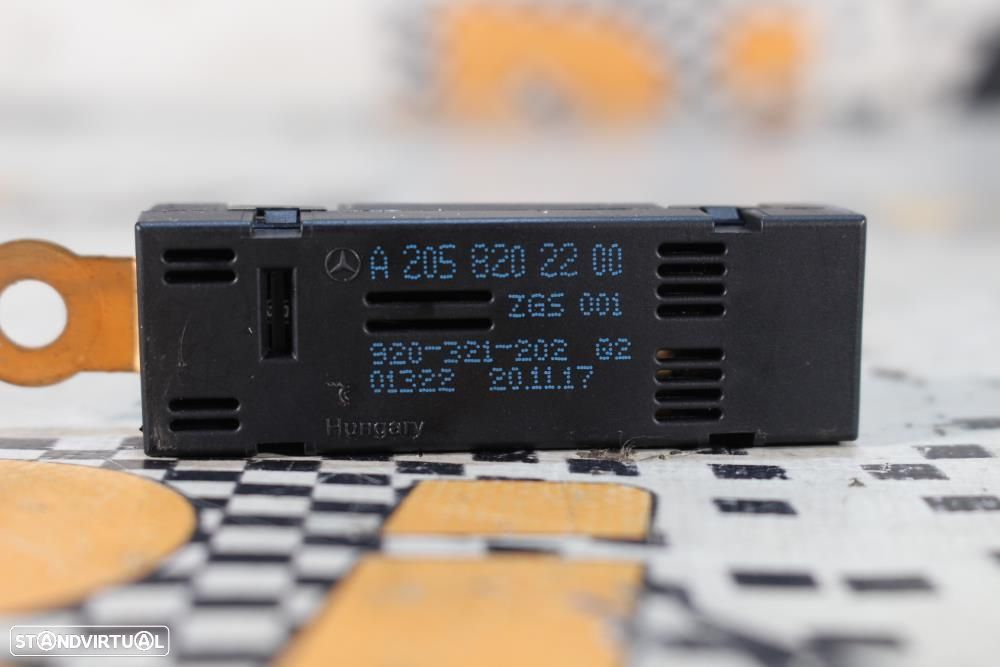 Antena Mercedes-Benz C-Class T-Model (S205)  A2058202200 / 920321202 - 6