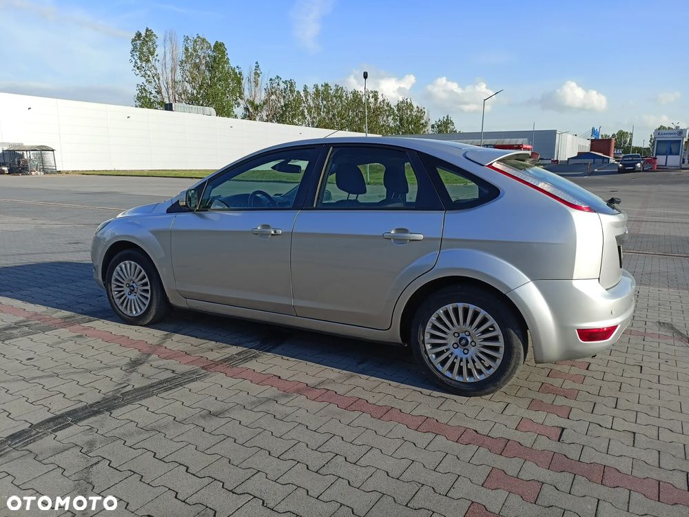Ford Focus 1.8 FF Ghia - 7
