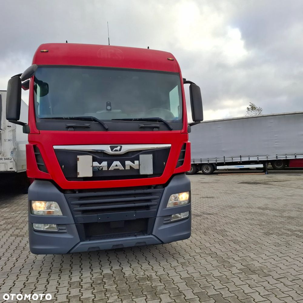 MAN TGX - 8