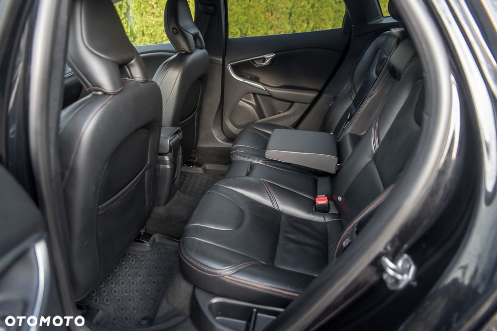 Volvo V40 Cross Country D3 - 29