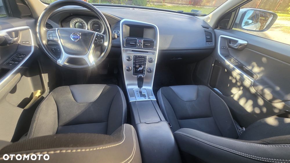 Volvo XC 60 - 8