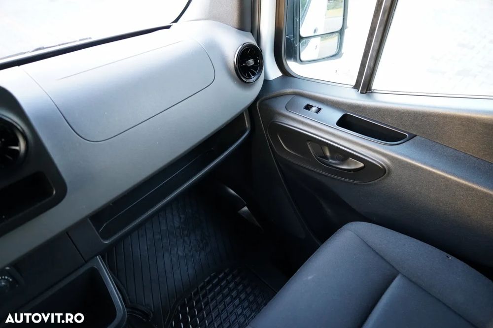 Mercedes-Benz SPRINTER 314 / FRIGORIFER / CARRIER 500 UNIT / TWIN / - 29