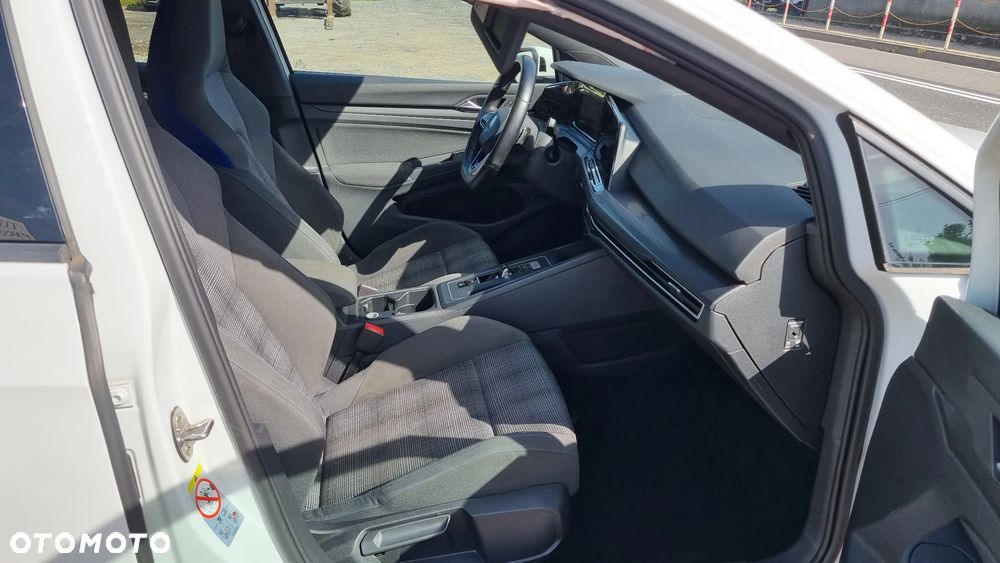 Volkswagen Golf 1.4 eHybrid OPF DSG GTE - 20