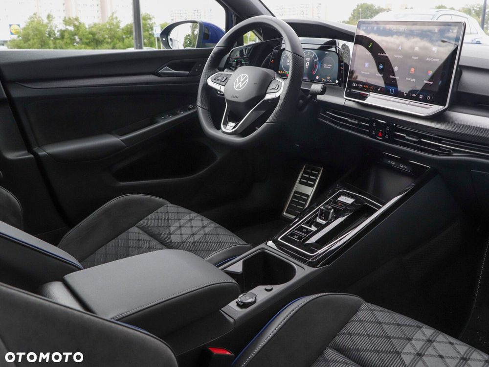Volkswagen Golf - 17