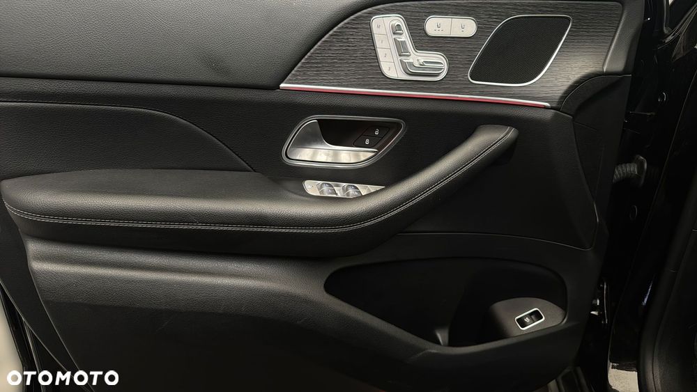 Mercedes-Benz GLE 300 d 4-Matic - 11