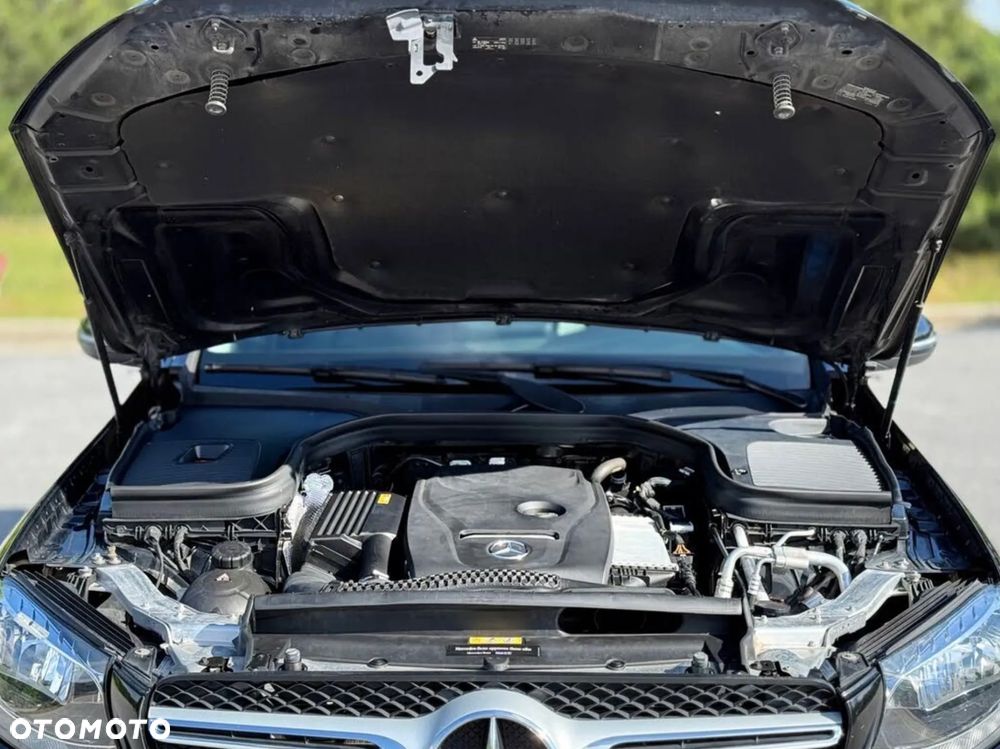 Mercedes-Benz GLC 300 4Matic 9G-TRONIC AMG Line - 30