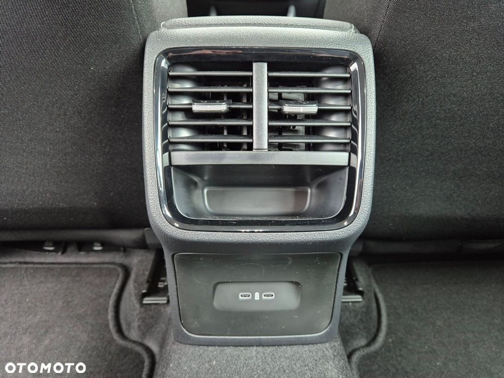 Skoda Octavia 2.0 TDI Drive Essence DSG - 32