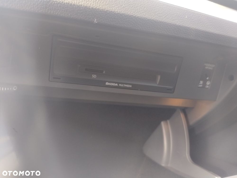 Skoda Superb 2.0 TDI Style DSG - 14