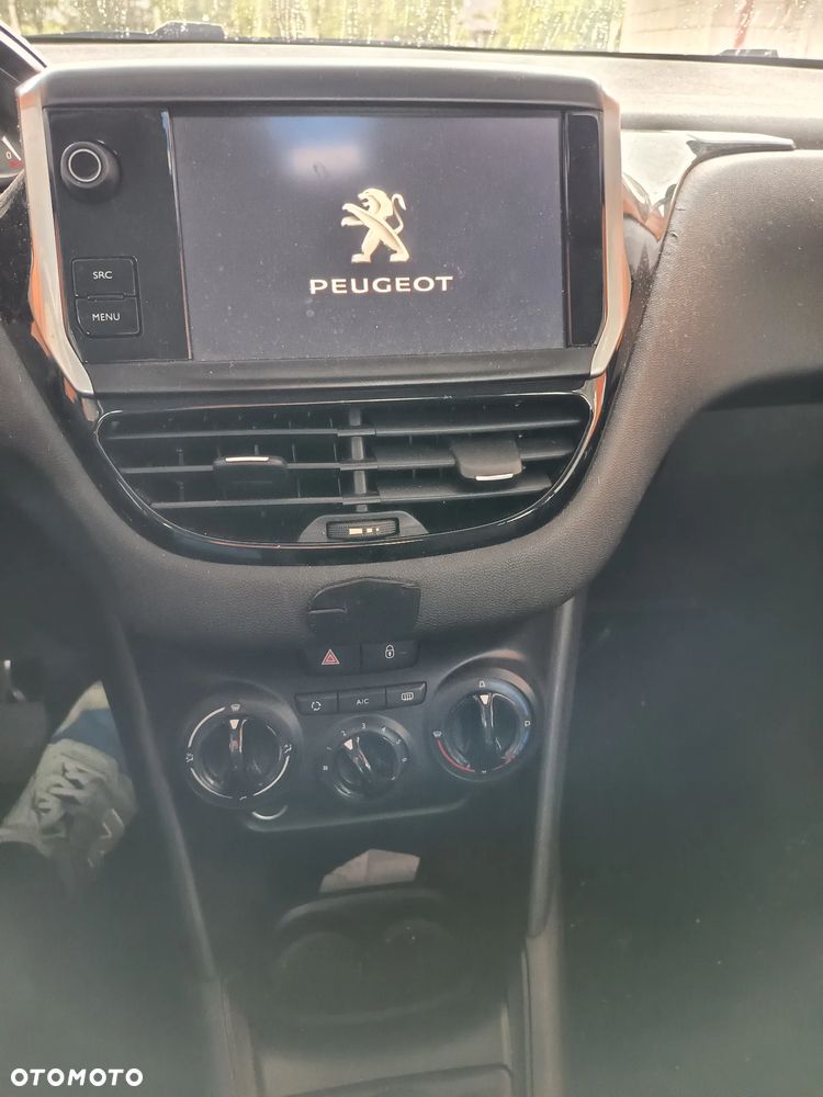 Peugeot 208 PureTech 82 Start & Stop Active - 12