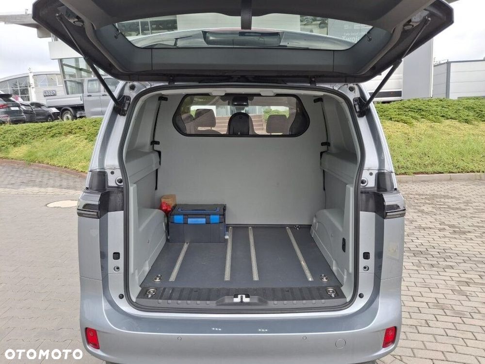 Volkswagen ID. Buzz - 10
