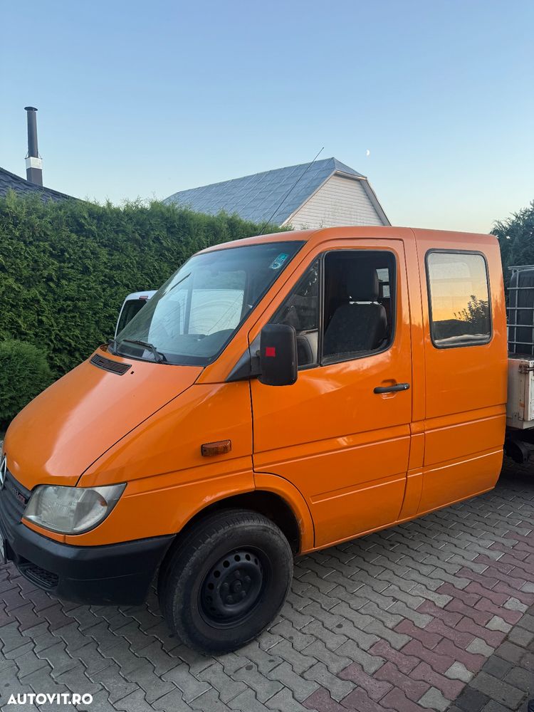 Mercedes-Benz Sprinter 208 Doka - 3