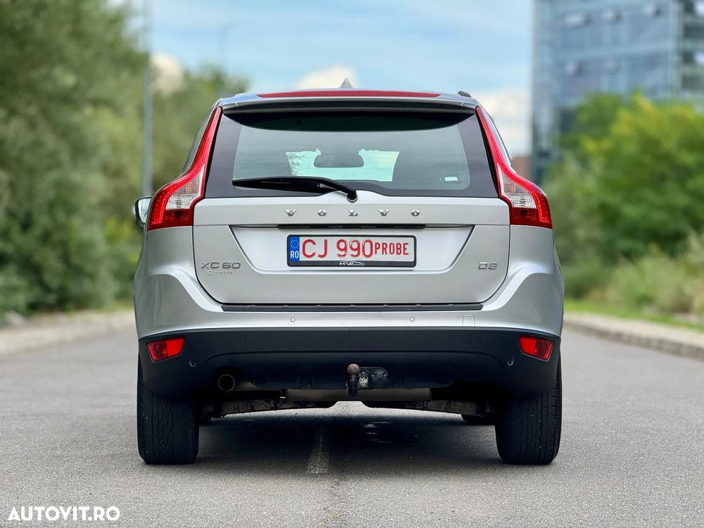 Volvo XC 60 D3 Aut. Momentum - 11