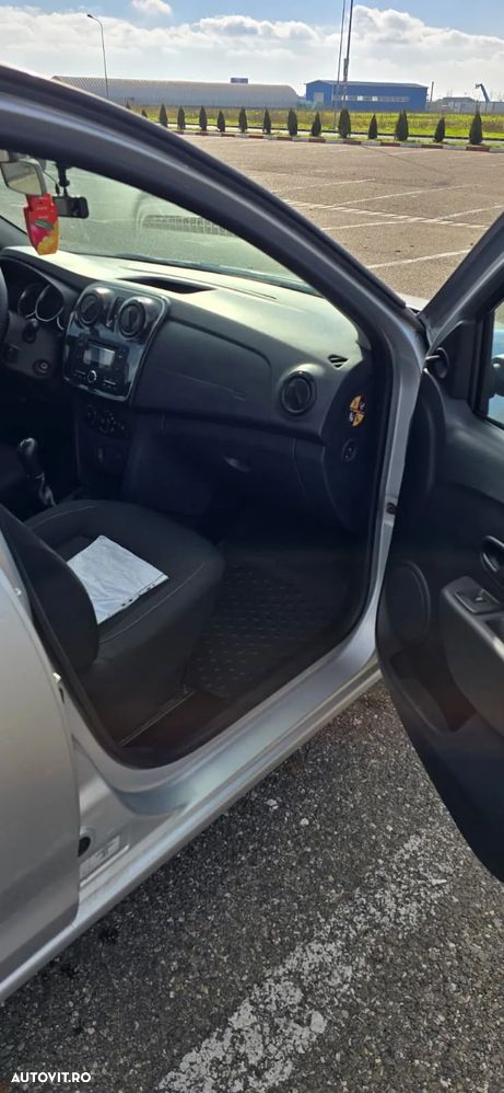 Dacia Sandero - 5