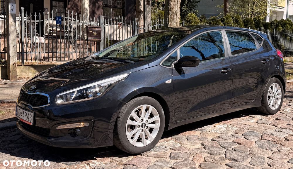Kia Ceed 1.4 CVVT Attract - 13