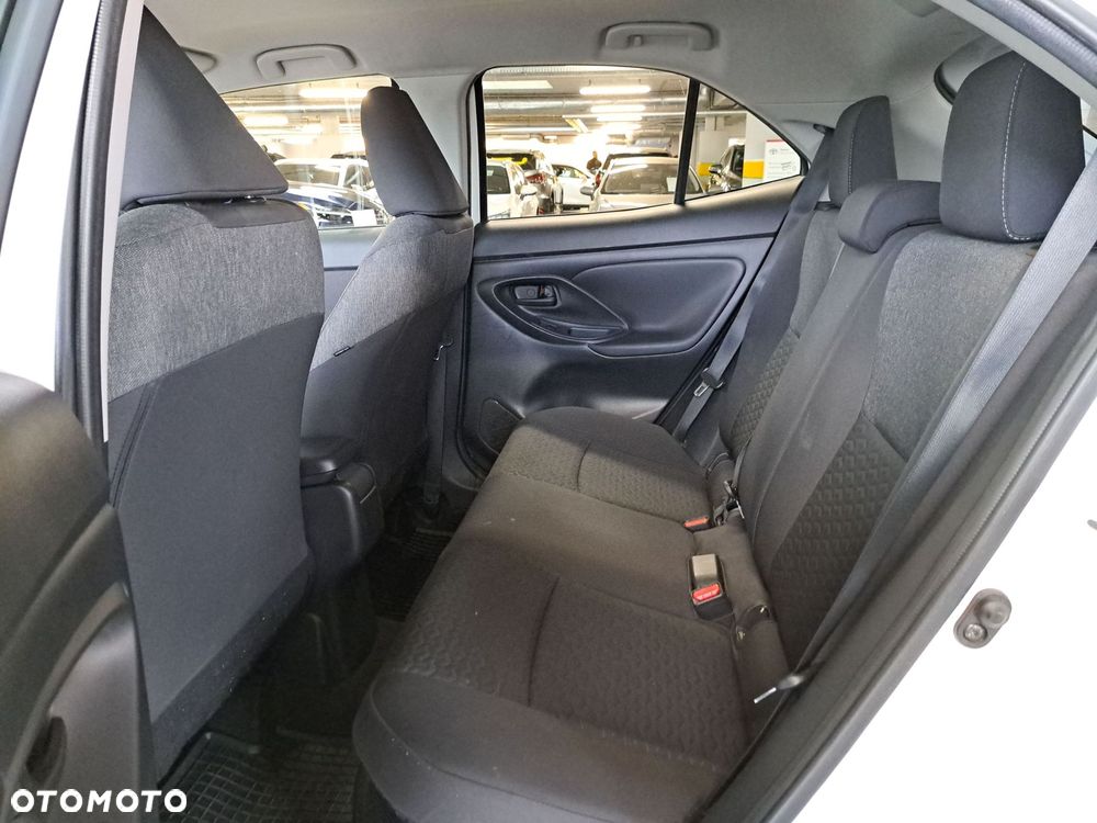 Toyota Yaris Cross Hybrid 1.5 Comfort - 13