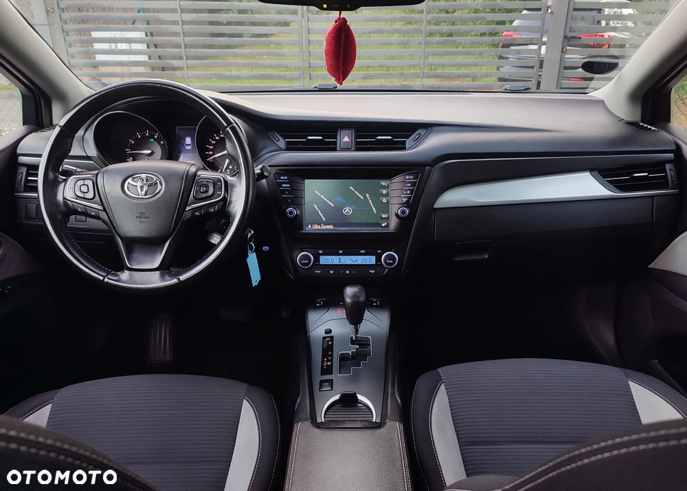Toyota Avensis Touring Sports 1.8 Multidrive S Executive - 7